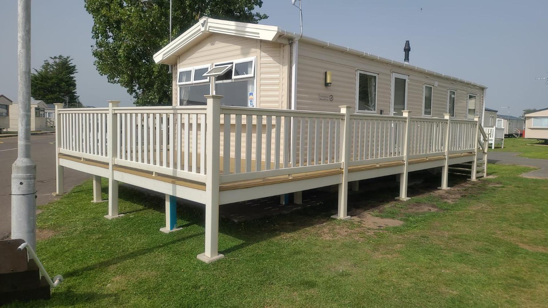 8 Bed Sun Decked Caravan Unlimited High Speed Wifi And Fun At Seawick Holiday Park Clacton-on-Sea Exterior foto